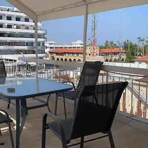 Hostel Unique 100 Meters From